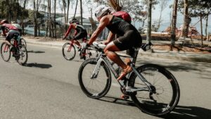 FXT-台灣極限鐵人賽事-能量補給選擇建議-香蕉-泡麵